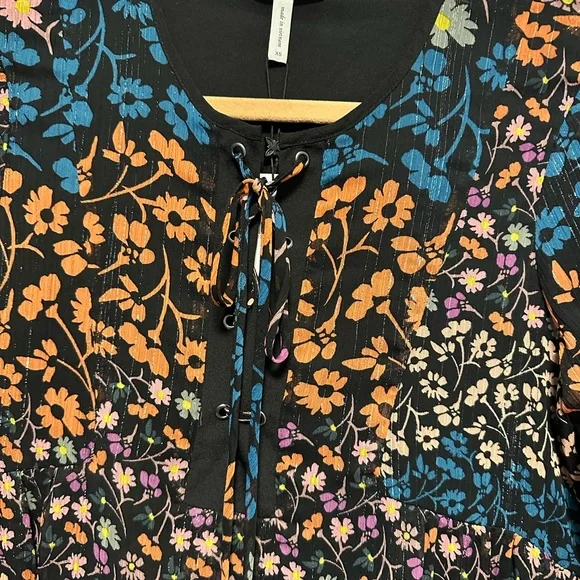 NWT BCBG Lace Up Front Floral with Metallic Threads Print Dress XS - Picture 7 of 12